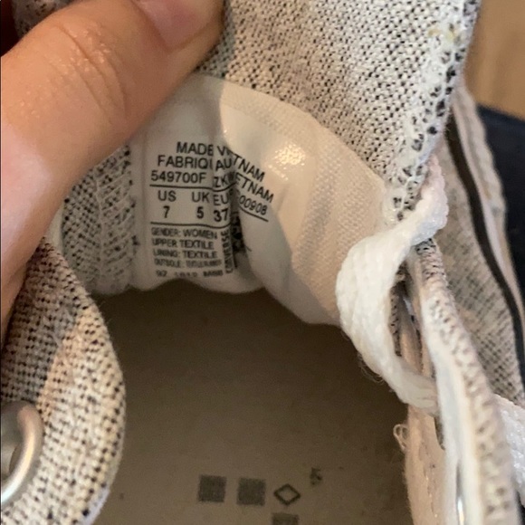 Grey Converse - Picture 3 of 3